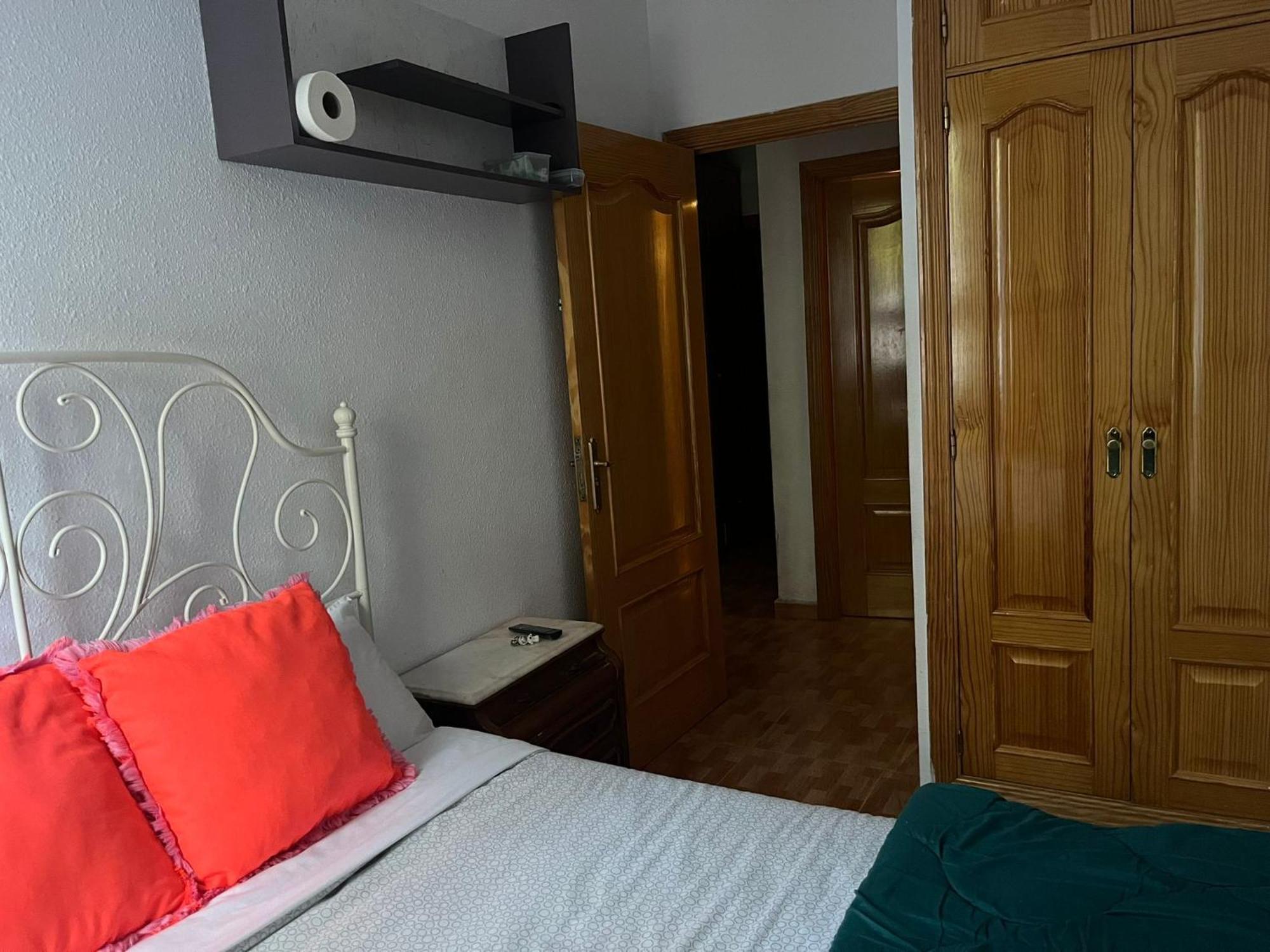 Acogedoras Habitaciones En Madrid Exterior foto